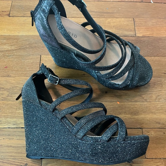 Torrid Strappy Platform Wedge - Picture 1 of 5